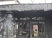Kobaran Api Landa Permukiman Padat di Muara Teweh, Enam Rumah Terdampak
