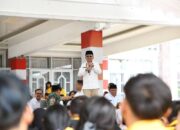 Gubernur Kalteng Bagikan 3.000 Paket Sembako Gratis untuk Mahasiswa di Pasar Murah Ramadan