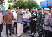 Bupati Barito Utara Sambangi Pos Pengamanan, Pastikan Mudik Aman dan Hangat bagi Warga
