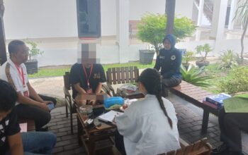 Tahap II Dilaksanakan, Polsek Pahandut Limpahkan Tersangka dan Barang Bukti ke Kejari Palangka Raya