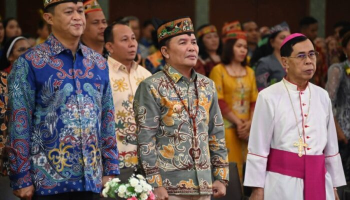Perayaan Tahbisan Perak Uskup Palangka Raya, Gubernur Tekankan Pentingnya Kerukunan
