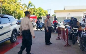 Antrean BBM Meningkat, Polisi Intensifkan Patroli di SPBU Pahandut