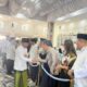 Usai Salat Id, Gubernur Kalteng Sambut Warga di Rumah Jabatan