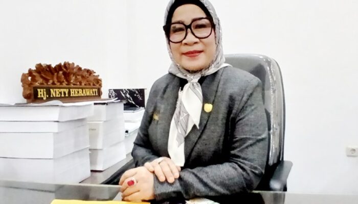 Kontingen Barito Utara Tunjukkan Pesona Budaya di FBIM 2026, Nety Herawati Beri Apresiasi