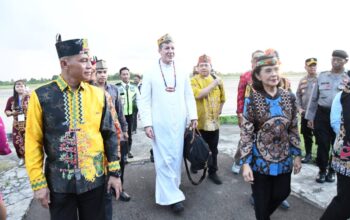 Pemprov Kalteng Sambut Utusan Vatikan di Palangka Raya, Hadiri Peringatan 25 Tahun Uskup Aloysius