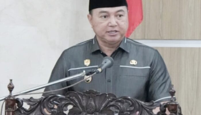 Sinergi Eksekutif-Legislatif Ditekankan dalam Paripurna DPRD Kapuas