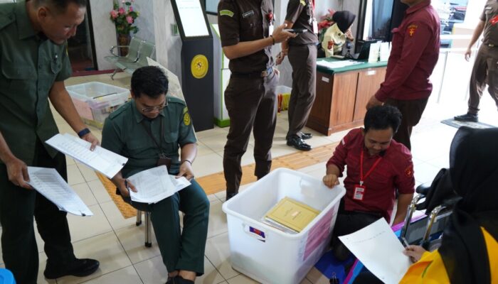 Enam Perkara Dugaan Korupsi Penjualan Zircon di Kalteng Dilimpahkan ke Pengadilan Tipikor