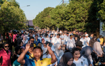 Kebersamaan Warnai Hari Bhayangkara ke-80, Ribuan Warga Gowes dan Jalan Santai Bersama di Palangka Raya
