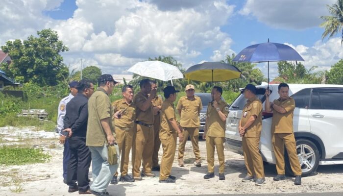 Wali Kota Palangka Raya Tinjau Jalan Lele, Temui Keluarga Korban Kecelakaan