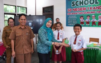 TP PKK Barito Utara Ajak Siswa SD di Kandui Biasakan Konsumsi Pangan Lokal Sehat