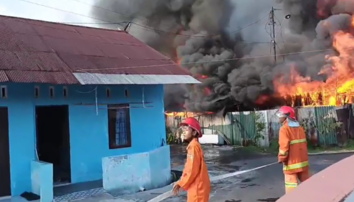 Tiga Rumah Dinas Asrama TNI di Palangka Raya Ludes Terbakar