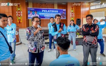 Dispora Kalteng Cetak Calon Wirausaha Muda Lewat Pelatihan Barbershop
