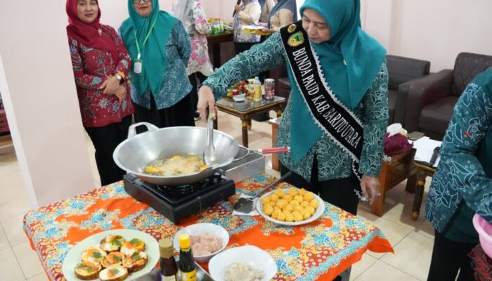 TP-PKK Barito Utara Kenalkan Menu Bergizi Lokal untuk Anak PAUD, Orang Tua dan Guru Diajak Kreatif