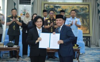 Gubernur Agustiar Lantik Linae Victoria Aden Jadi Sekda Definitif Kalteng