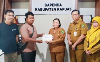 Bapenda Kapuas Terima Pembayaran Pajak Tambang Pasir Rp 20 Juta, Dorong Kepatuhan Wajib Pajak