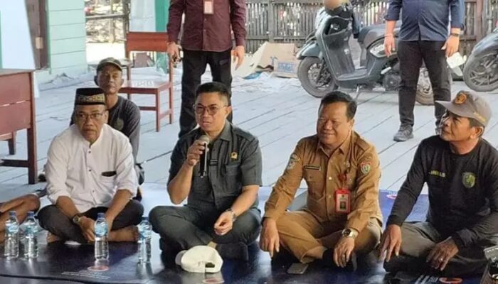Junaidi Tinjau Korban Kebakaran di Pahandut, Pastikan Bantuan Tepat Sasaran