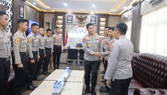 Kapolda Kalteng Minta Taruna Akpol Jadi Inspirasi bagi Siswa Sekolah Rakyat