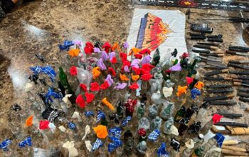 Polisi Amankan 65 Orang, Puluhan Sajam dan Ratusan Botol Diduga untuk Molotov Disita