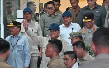 Gubernur Agustiar Sabran Dampingi Presiden Prabowo Tinjau Penanganan Karhutla di Kalteng