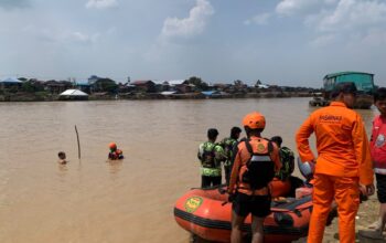 Remaja 14 Tahun Hilang Terseret Arus Sungai Kahayan Saat Bermain di Pelabuhan Rambang