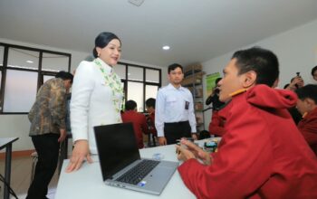 OJK: Menabung Sejak Dini Jadi Bekal Kemandirian Finansial Generasi Muda