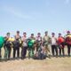 Tujuh Penerjun TNI-Polri Sukses Mendarat dalam Peragaan HUT Kodam XXII/Tambun Bungai