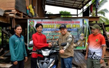 Semangat Rudiansyah Bantu Padamkan Karhutla Berbuah Hadiah Sepeda Motor