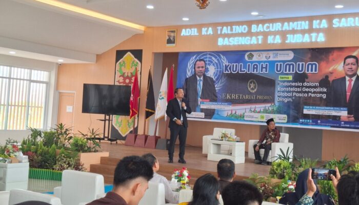Mahasiswa UIN Palangka Raya Diajak Memahami Tantangan Indonesia di Era Geopolitik Multipolar