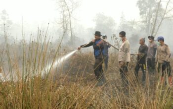 Polda Kalteng Gunakan Cairan X-Fire untuk Percepat Pemadaman Karhutla di Manduhara Ujung