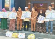 Di Balik Musibah Kebakaran, Pemkab Kapuas Beri Bantuan untuk 8 Warga Terdampak