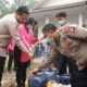 Saat Kemarau Melanda, Warga Lembeng Dapat Bantuan Air Bersih dan Layanan Kesehatan