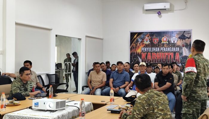 Cegah Kebakaran Meluas, Sesko TNI Perkuat Edukasi Karhutla di Kalteng