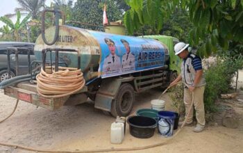 Kekeringan Melanda Sejumlah Wilayah, Pemprov Kalteng Distribusikan 122.600 Liter Air Bersih