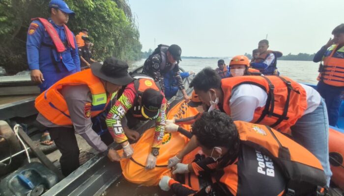 Tim SAR Temukan Perempuan yang Diduga Jatuh dari Jembatan Pulau Telo dalam Kondisi Meninggal