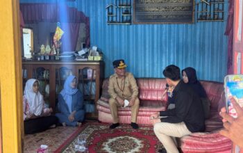 Wapres Gibran Temui Keluarga Petugas Karhutla yang Gugur di Palangka Raya