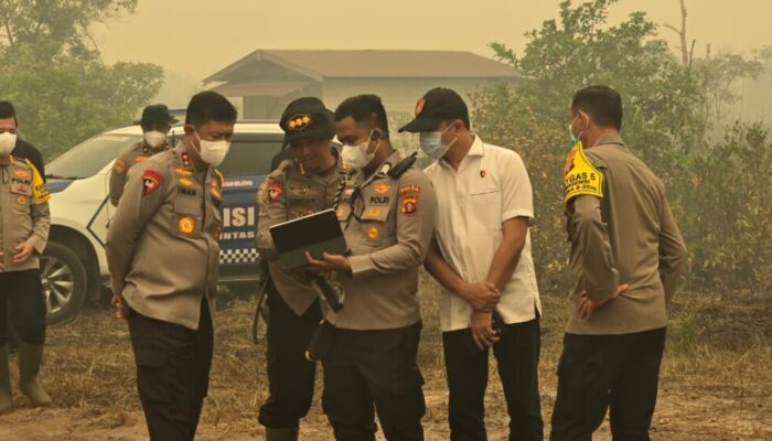 Kapolda Kalteng Turun ke Lokasi Karhutla, Pastikan Bara di Lahan Gambut Tak Kembali Menyala