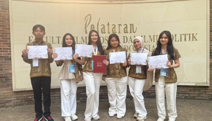 Tak Disangka! Daun Kembang Sepatu Antar 6 Murid SMAN 2 Palangka Raya Raih Medali Perak Internasional