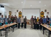 Komisi III DPRD Kalteng Bawa 3.000 Masker untuk Warga Terdampak Asap Karhutla