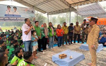 Saat Asap Karhutla Ganggu Nafkah Warga, Pemprov Kalteng Hadir Bawa Bantuan
