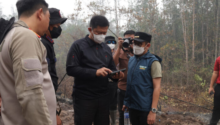 Cegah Api Dekati Permukiman, Kapolda Kalteng Optimalkan Sekat Bakar di Banturung