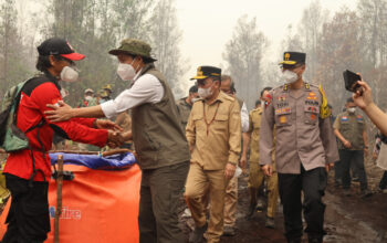 Menhut Tinjau Karhutla TN Sebangau, Polda Kalteng Perkuat Penanganan