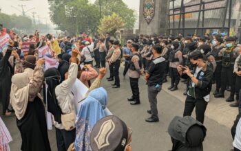 Jaga Kamtibmas, Polresta Palangka Raya Kawal Aksi Damai di Mapolda Kalteng