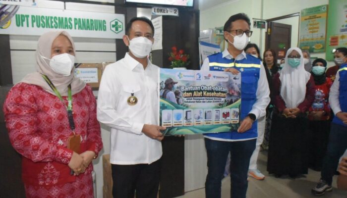 Walikota Fairid Dampingi Menkes Tinjau Kesiapan Layanan Kesehatan Hadapi Kabut Asap di Palangka Raya